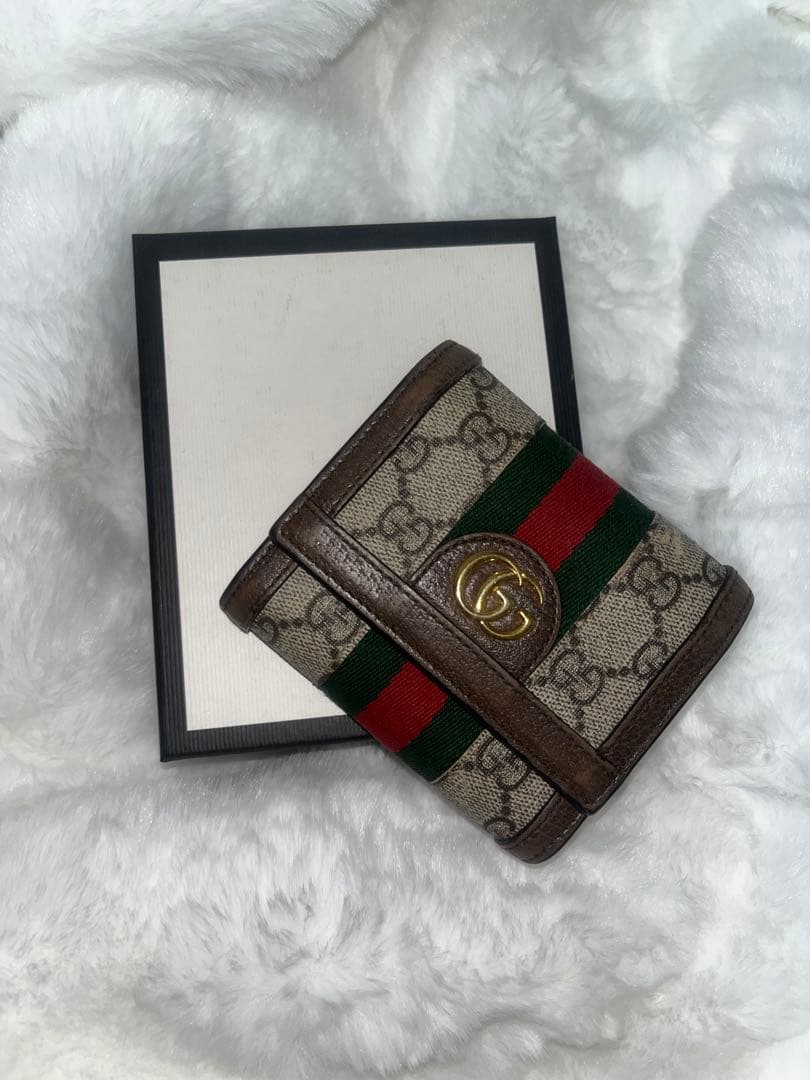Gucci GGロゴ 二つ折り財布 ベージュ