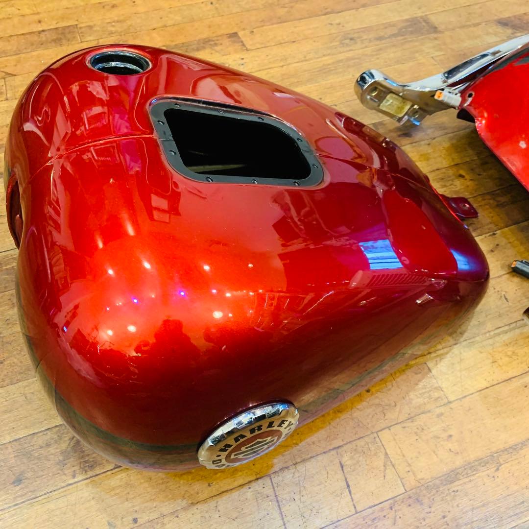 ハーレー 13年 ブレイクアウト FXSB タンク フェンダー セット おまけ付