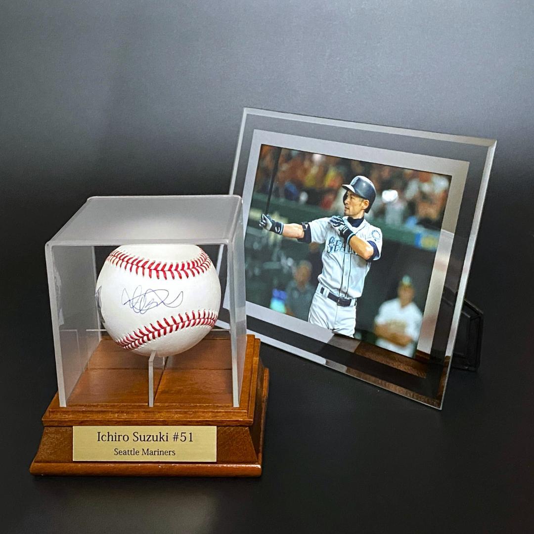 【至宝】イチロー★直筆サインベースボール★写真付き