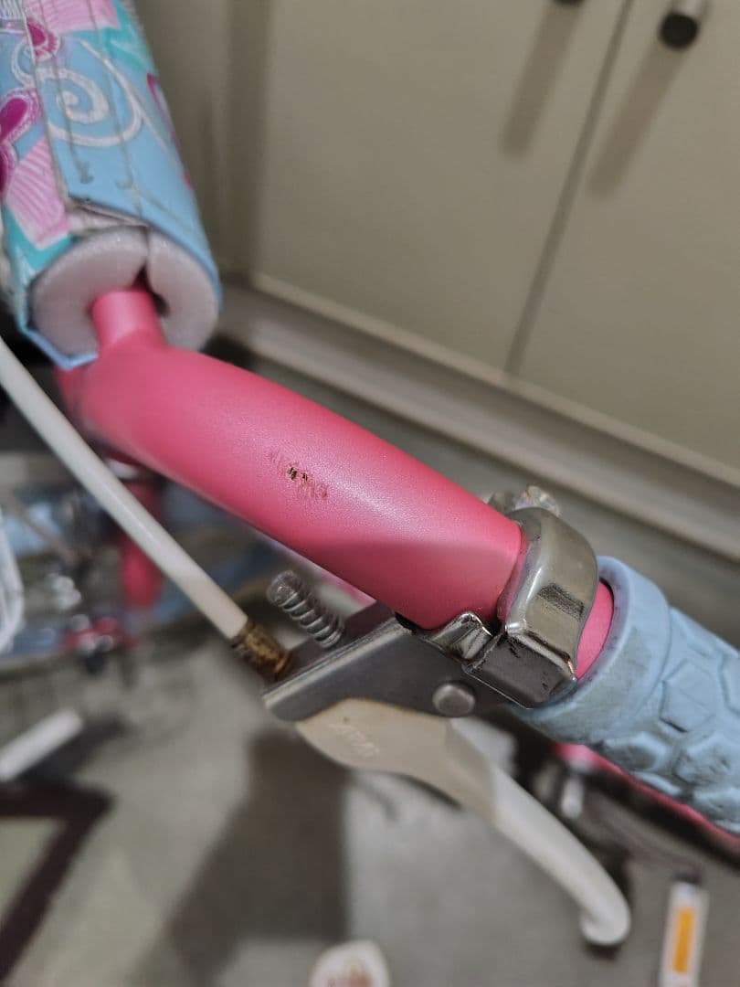 18インチ？ピンクの幼児用自転車 前カゴ付き