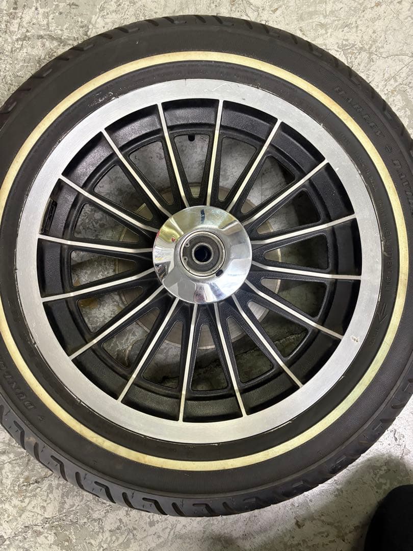 83年式FLHショベル　フロント純正ホイール