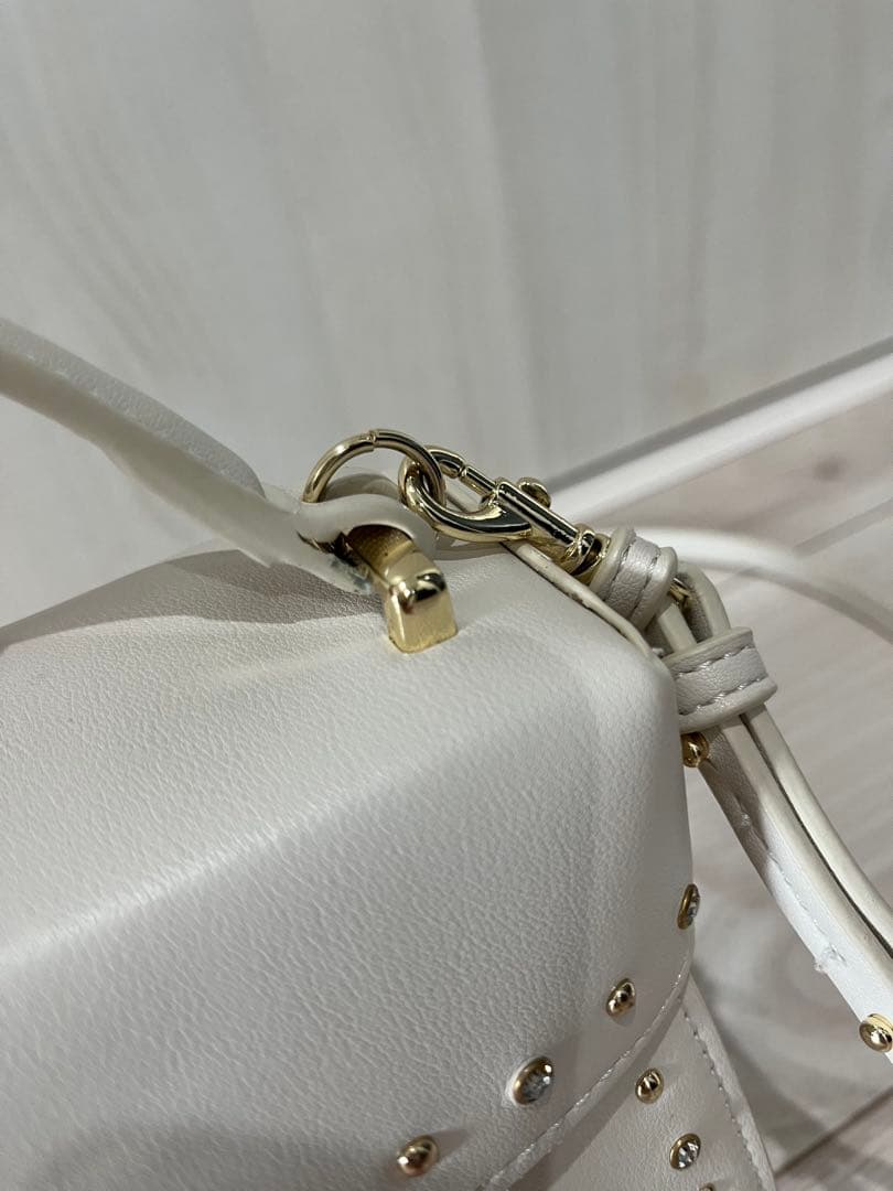 【⚠️本日限定出品】CELFORD ビジュースタッズポシェット IVR