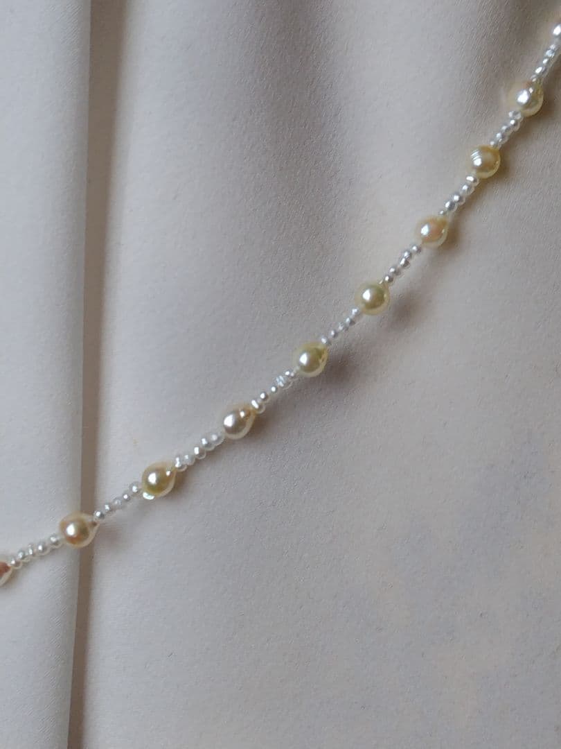 ②【訳あり格安】アコヤ真珠ベビーパール、あこや砂芥子パールの、オメガ風ネックレス