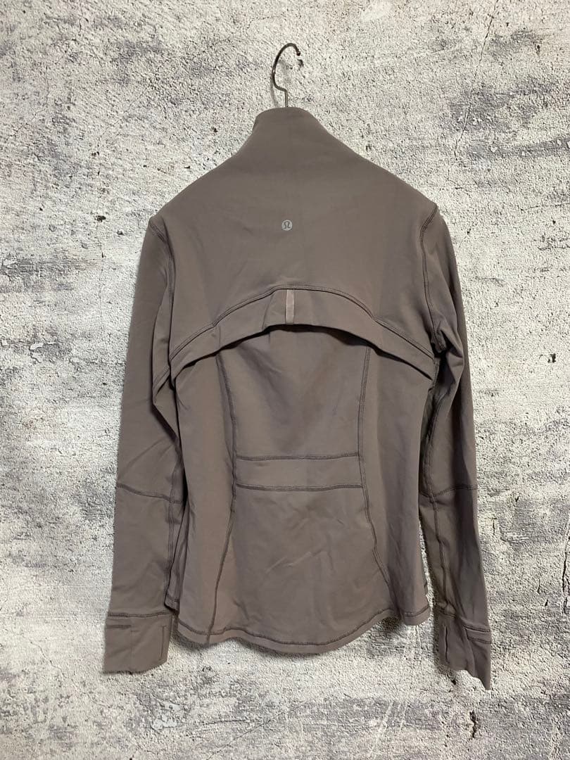 ルルレモン　ディファインジャケット