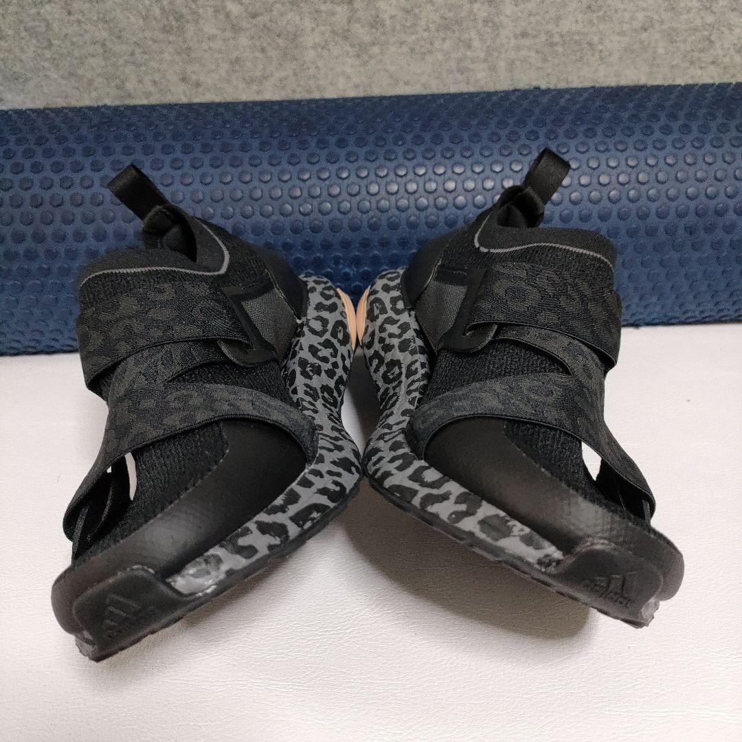 23.5cm希少　黒豹柄アディダスステラマッカートニーウルトラブースト