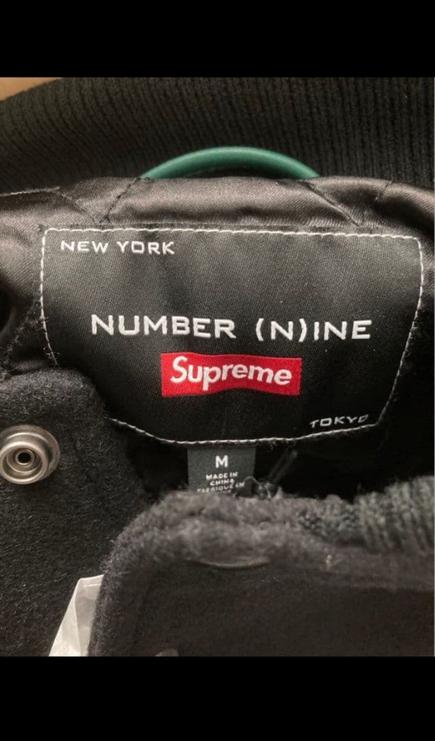 シュプリーム ナンバーナイン ミッキー スタジャン Мサイズ