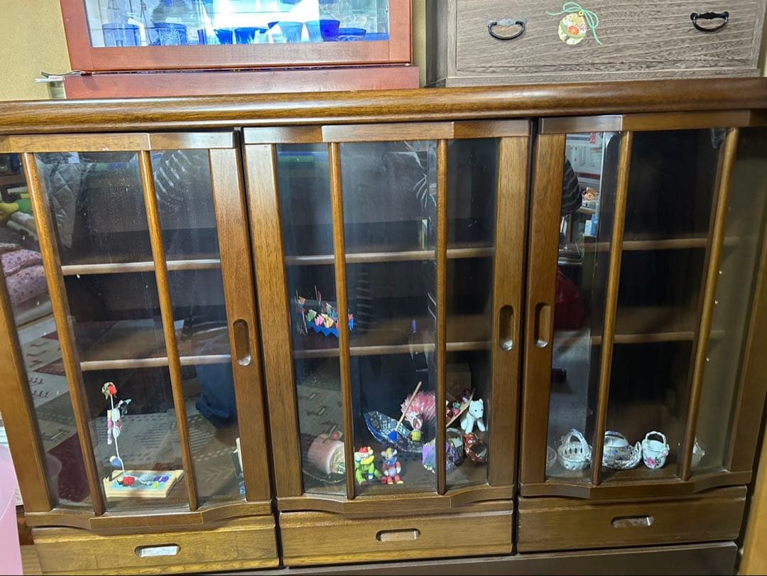 木製アンティーク ガラス扉 キャビネット レトロ食器棚 本棚 古家具 骨董品