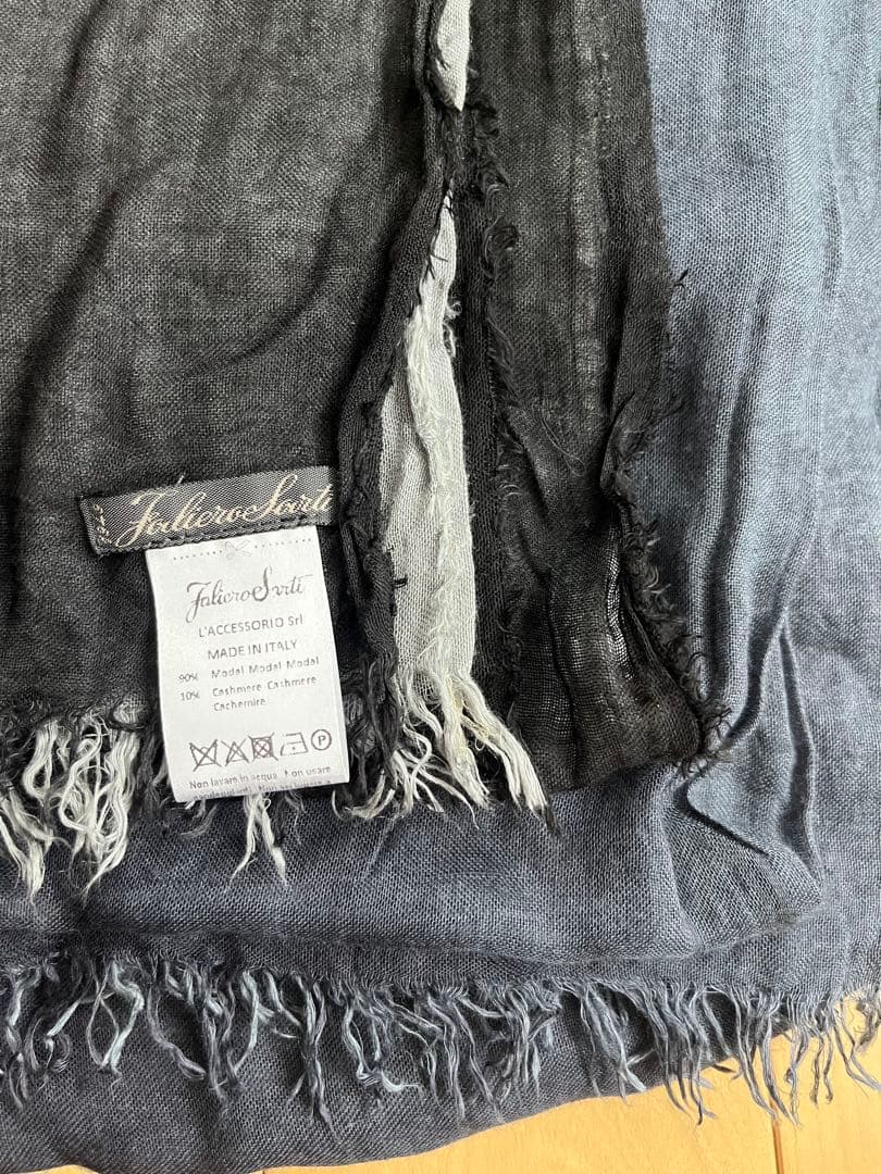 ファリエロサルティ　ストール 大判 グラデーション　ネイビーブラック