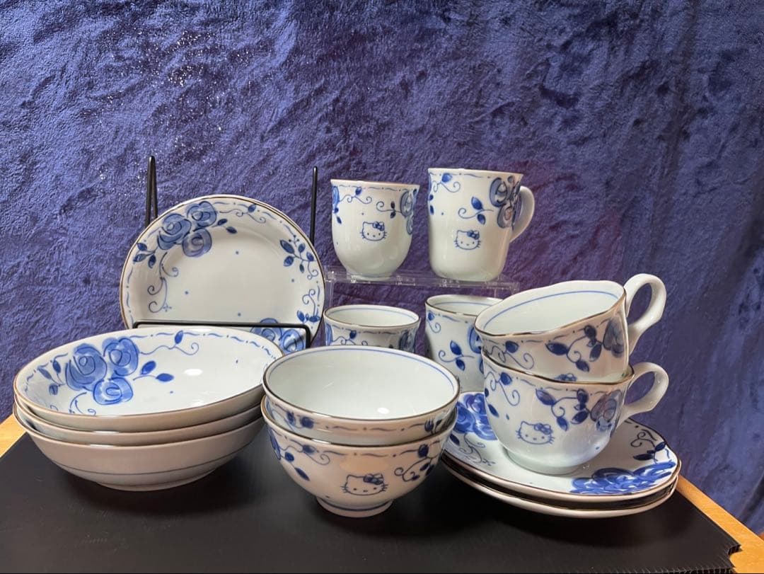 ハローキティ 食器セット ブルーローズ