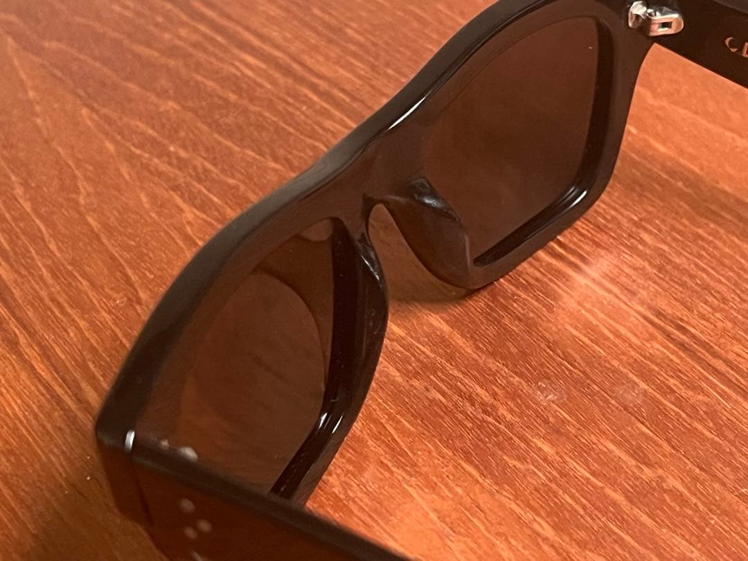 セリーヌ　サングラス ケース付き