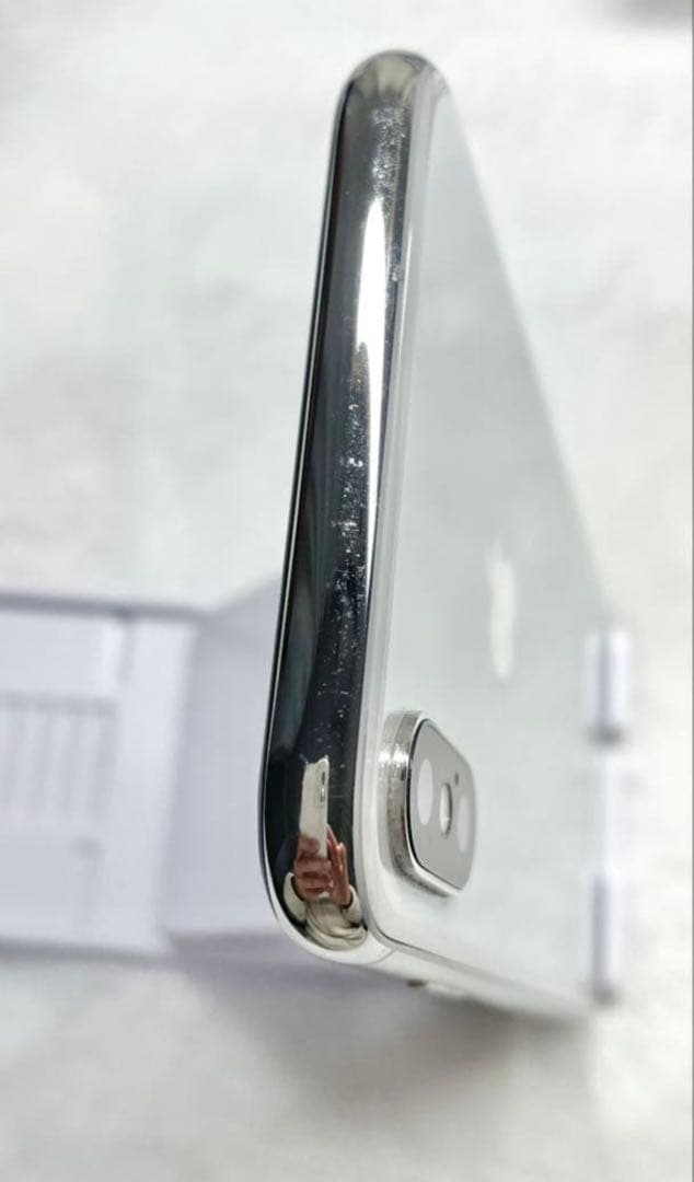 【美品】Apple iPhone X シルバー 本体