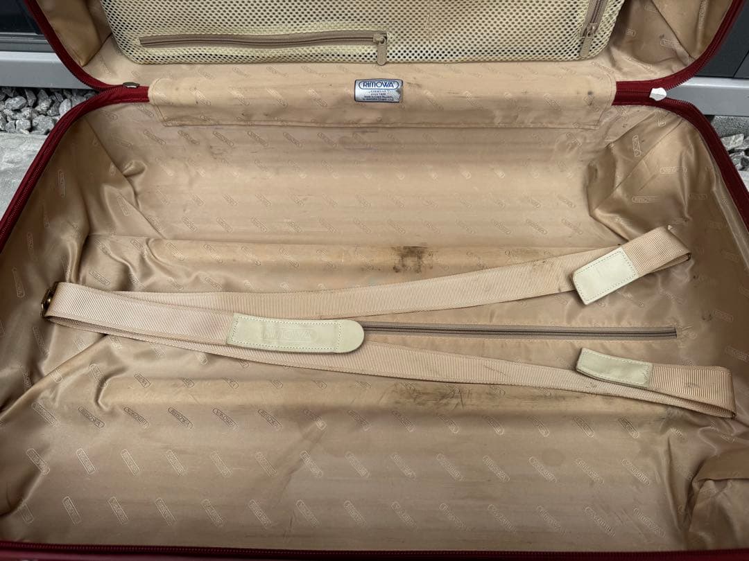 リモワ　サルサデラックス　63L 4輪