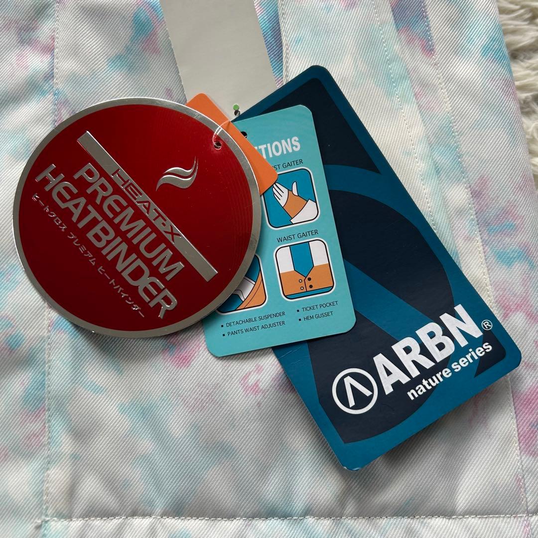 【新品】ARBN エアボーン　レディース　スノースキーウェア　上下セット M