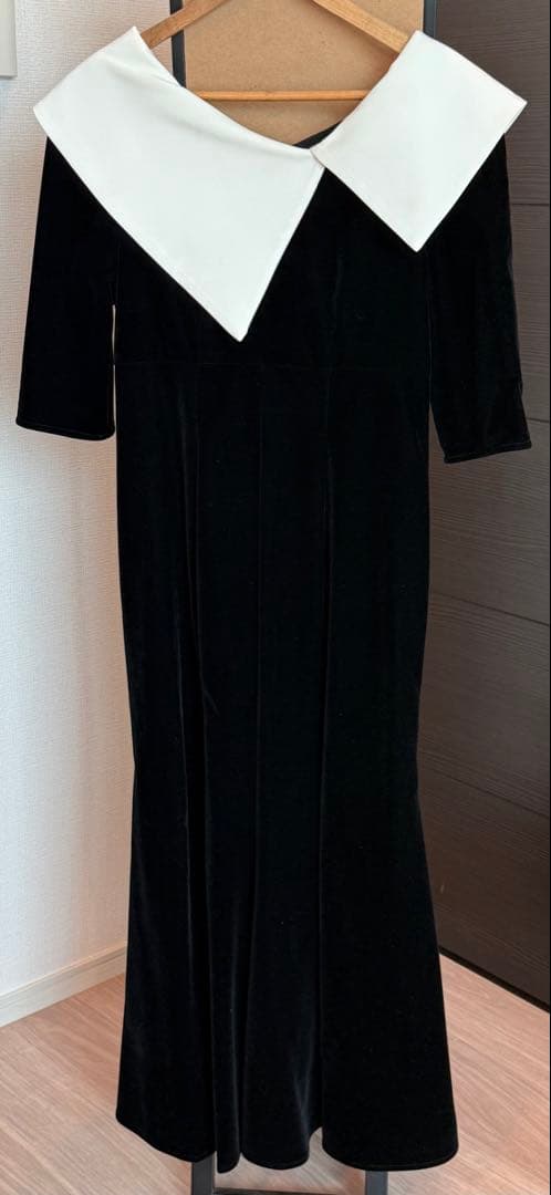 LEJA アシンメトリービックカラーベロアワンピース