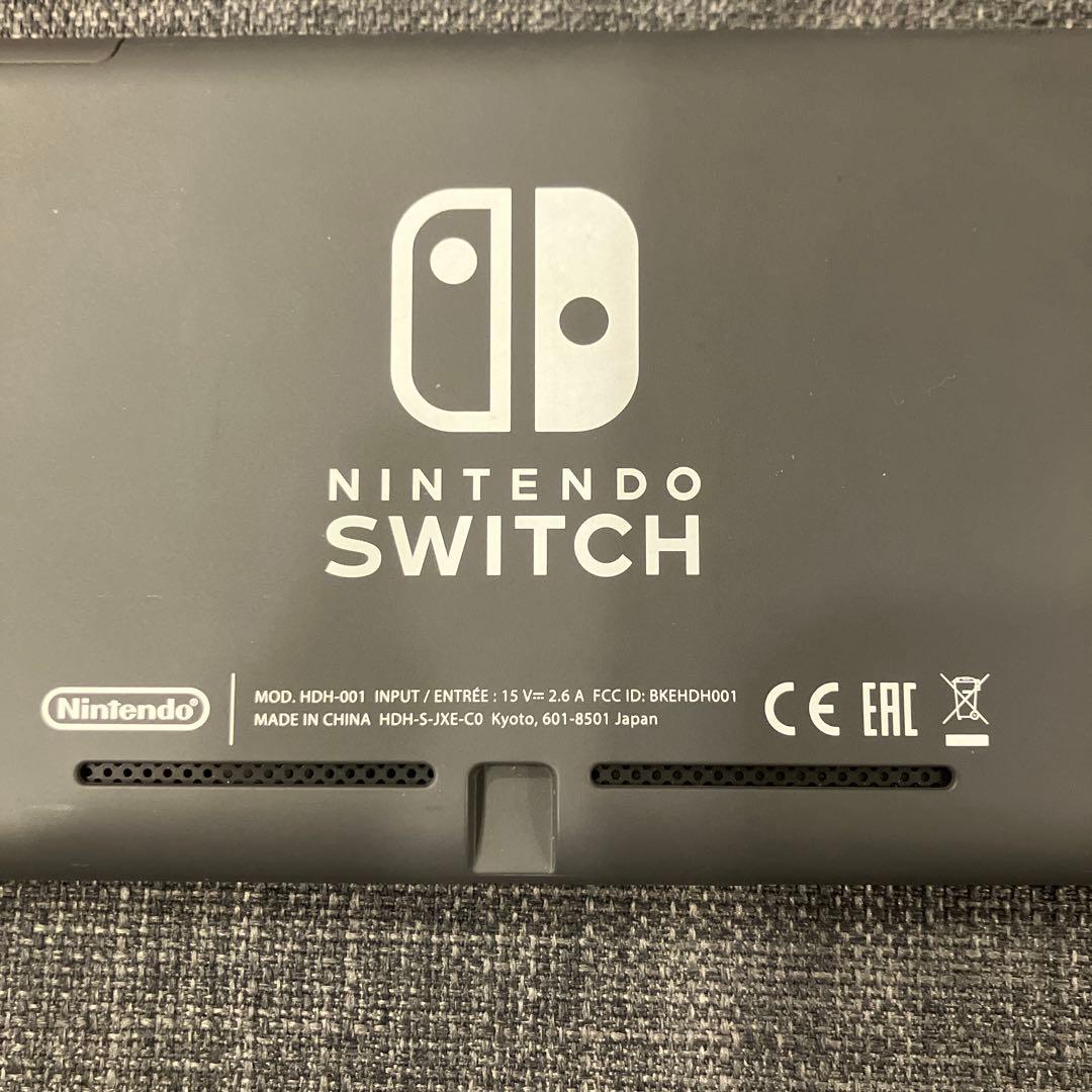 ゆ*ー様 Switch Lite グレー 本体のみ 動作確認済み カバー付き