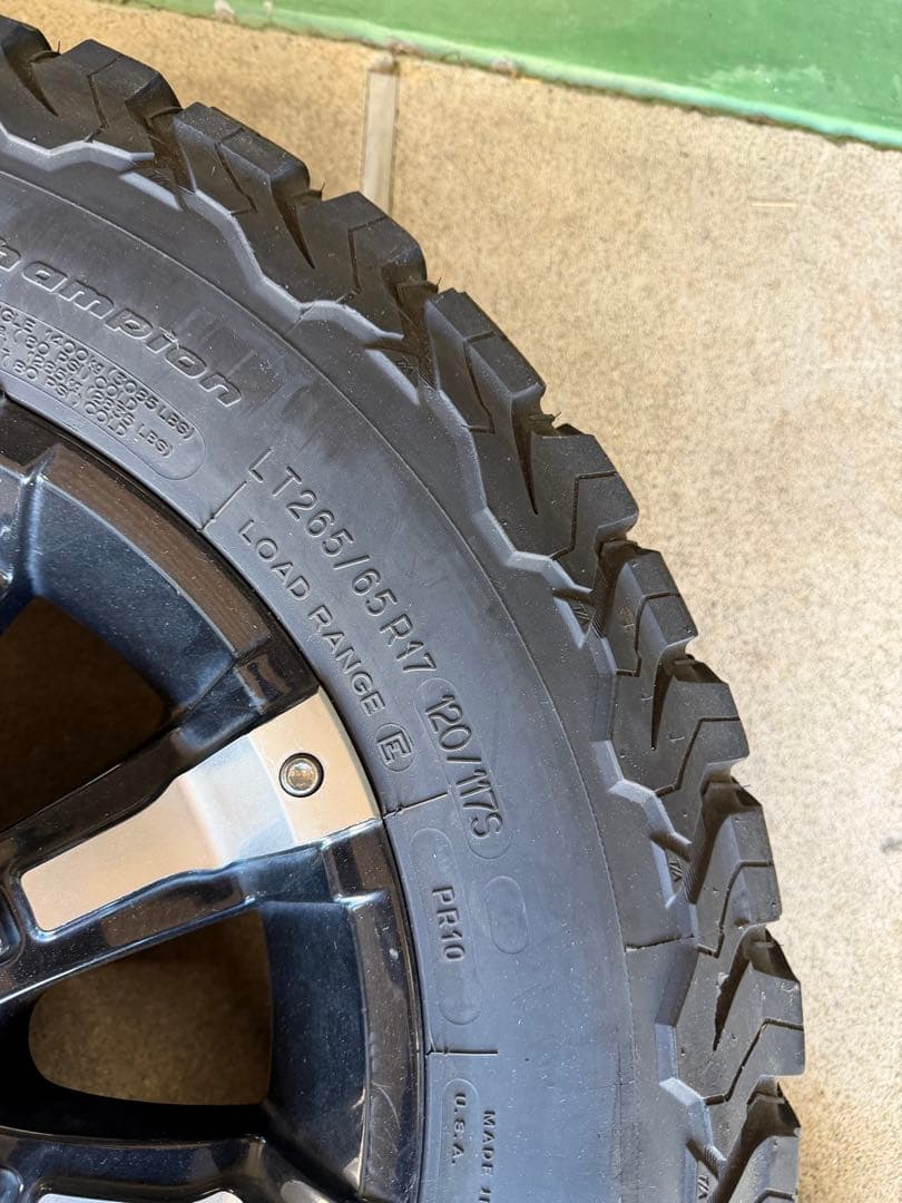 クリムソン マーテルギア ビースト17インチ アルミホイール 4本セット