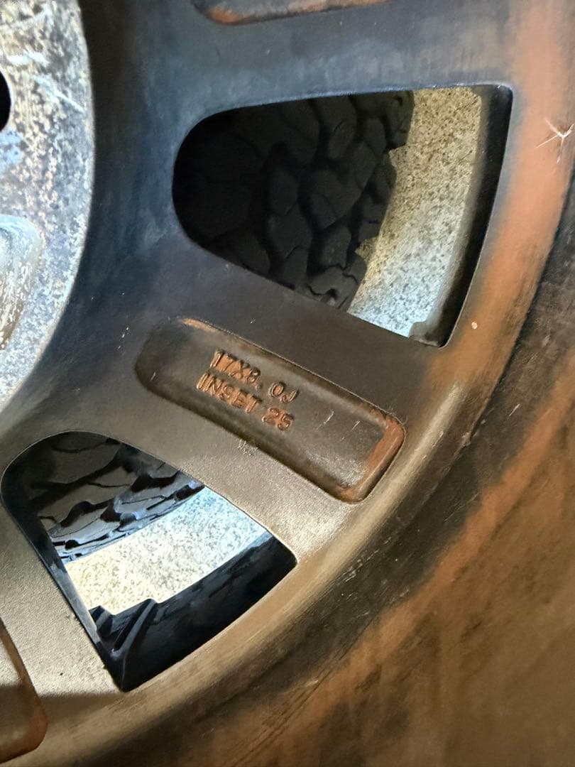 クリムソン マーテルギア ビースト17インチ アルミホイール 4本セット