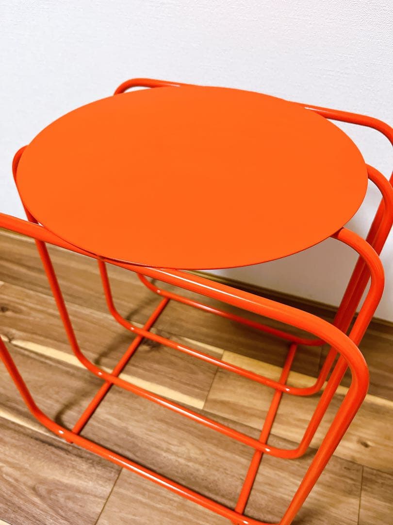 オレンジ 円形 サイドテーブル　レトロポップ
