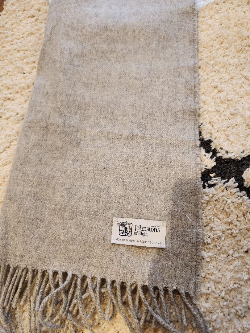 Johnstons of Elgin カシミヤ マフラー グレー