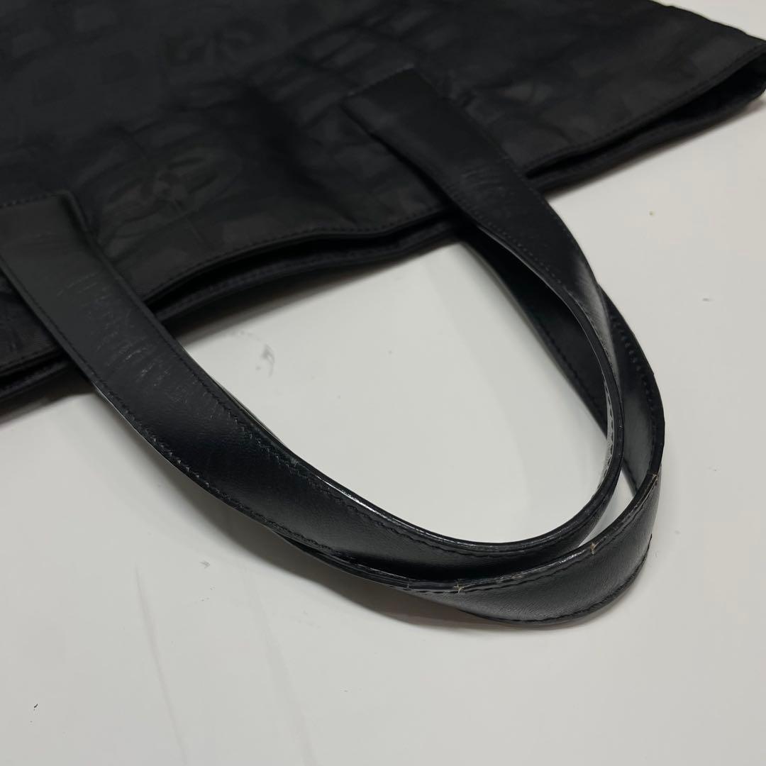 け*)様 CHANEL ニュートラベルライン　ブラック トートバッグ