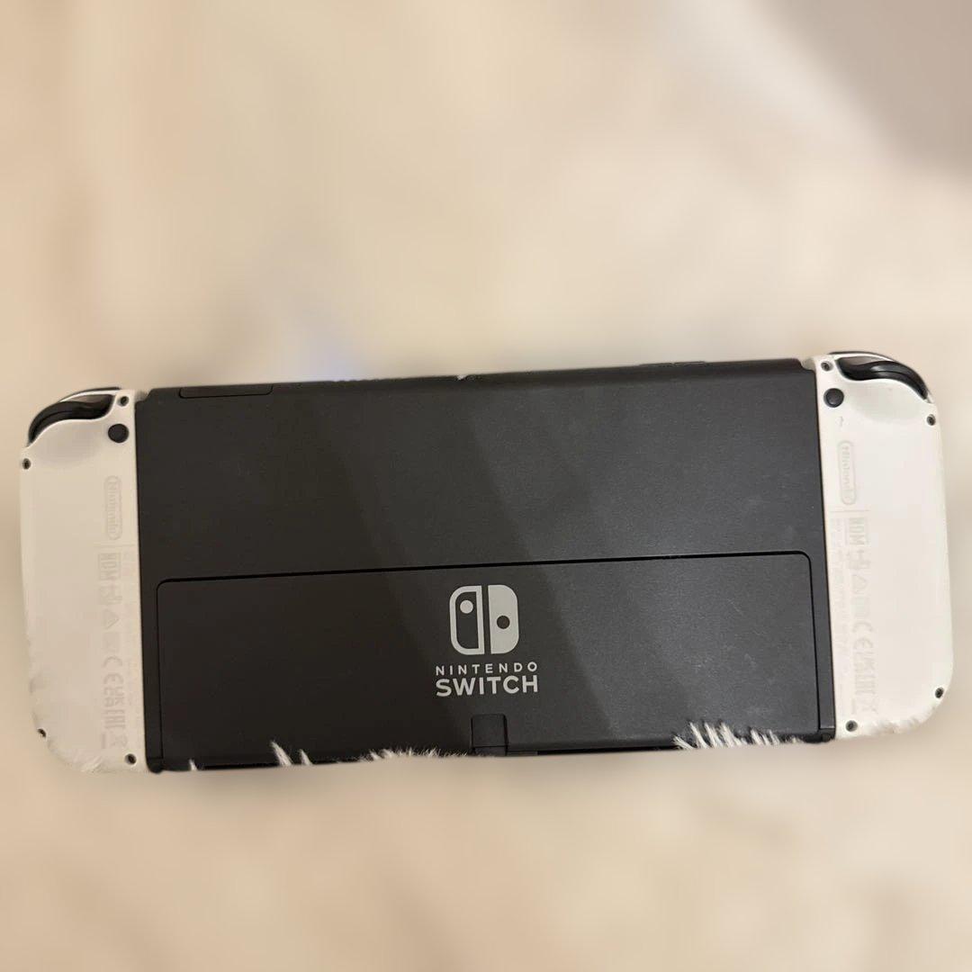 Nintendo Switch ホワイト/ブラック本体