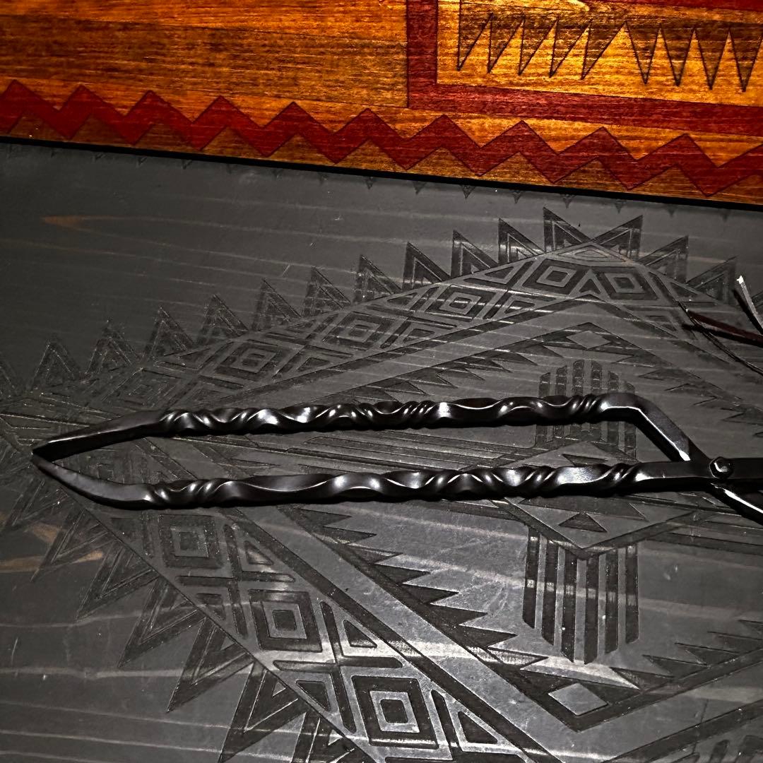 No.4 ツイスト薪ハサミ　火ハサミ　薪ハサミ　オリジナル薪ハサミ