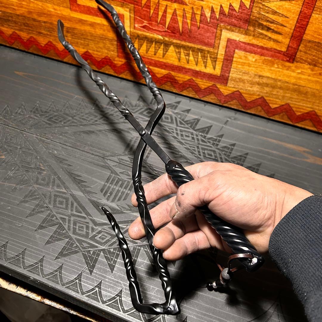 No.4 ツイスト薪ハサミ　火ハサミ　薪ハサミ　オリジナル薪ハサミ