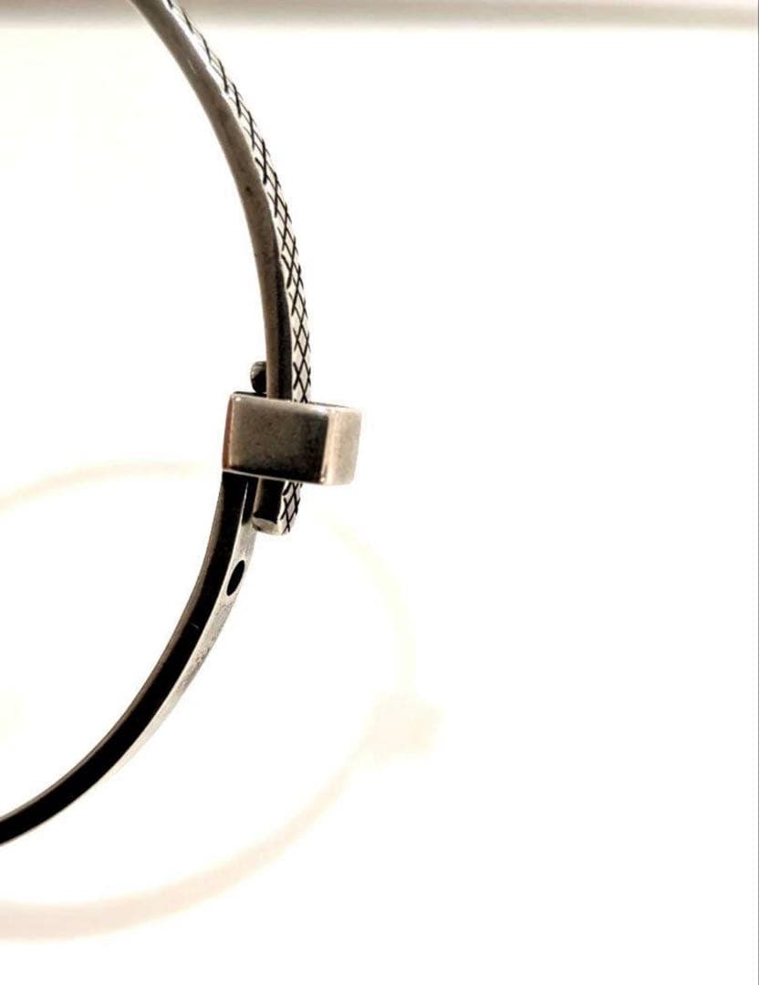 未使用　ボッテガヴェネタ イントレチャート バングル ブレスレット 50th記念