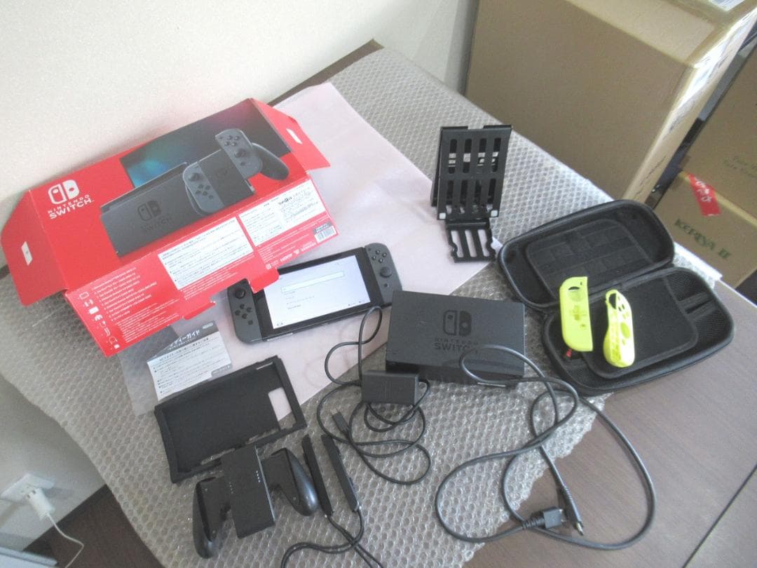 良品おまけ付　Nintendo Switch　グレー　本体HAD-S-KAAAA