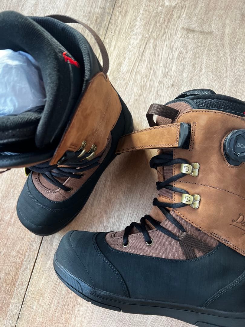 25-26 DEELUXE AREthRIN CTFインナー　ブーツ