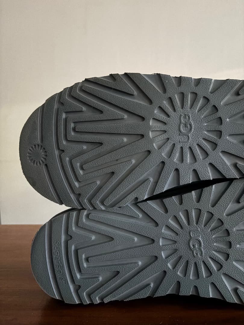 UGG/Tasmanタスマン／スリッポン／２７cm／廃盤色