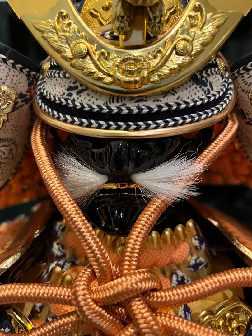 五月人形　兜【送料込みでお値下げしました】