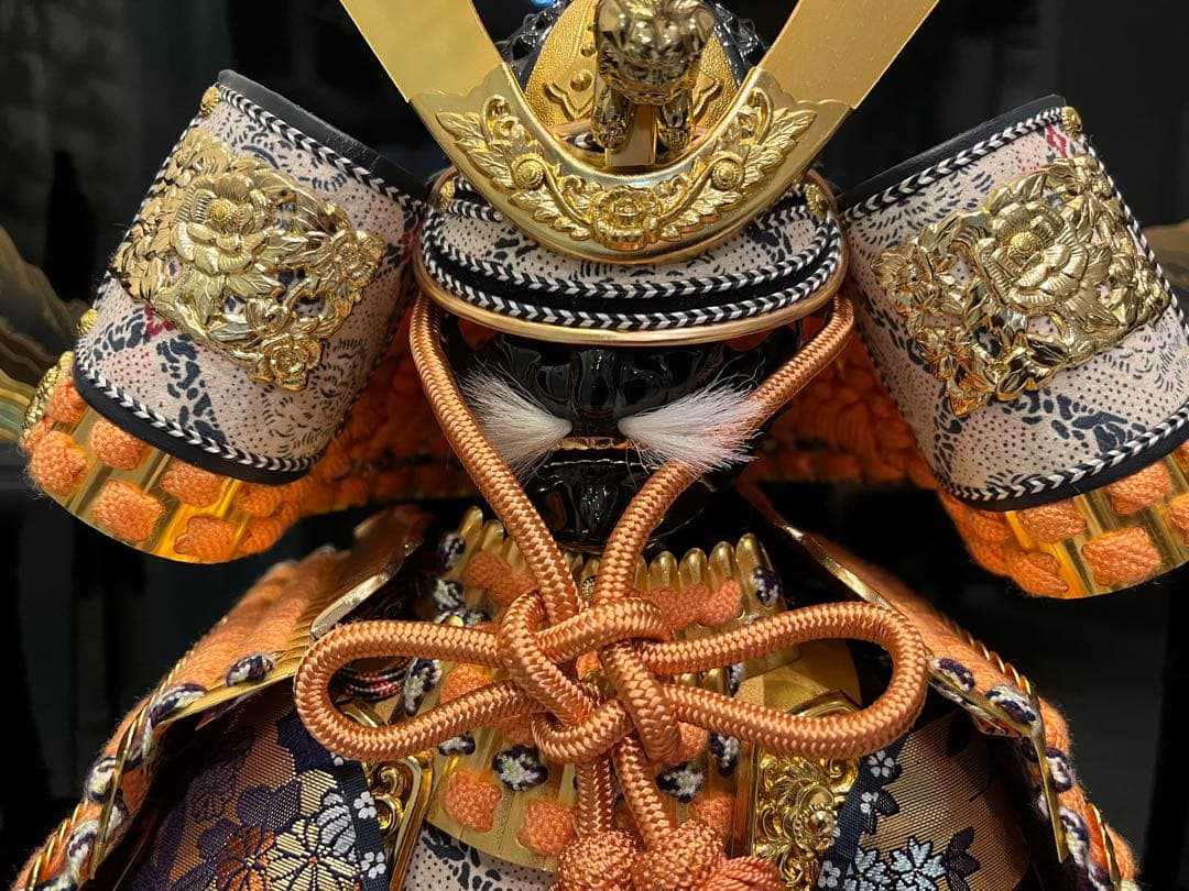 五月人形　兜【送料込みでお値下げしました】