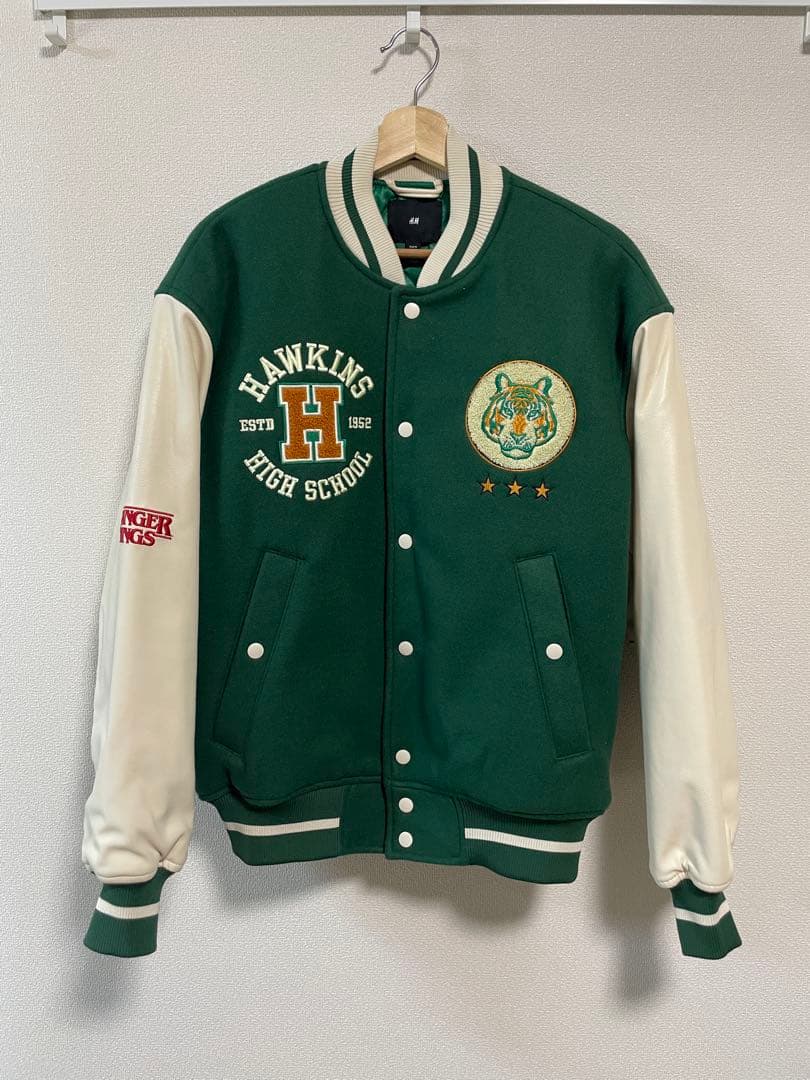 【2/14まで限定値下げ‼︎】ストレンジャーシングス  スタジャン Mサイズ