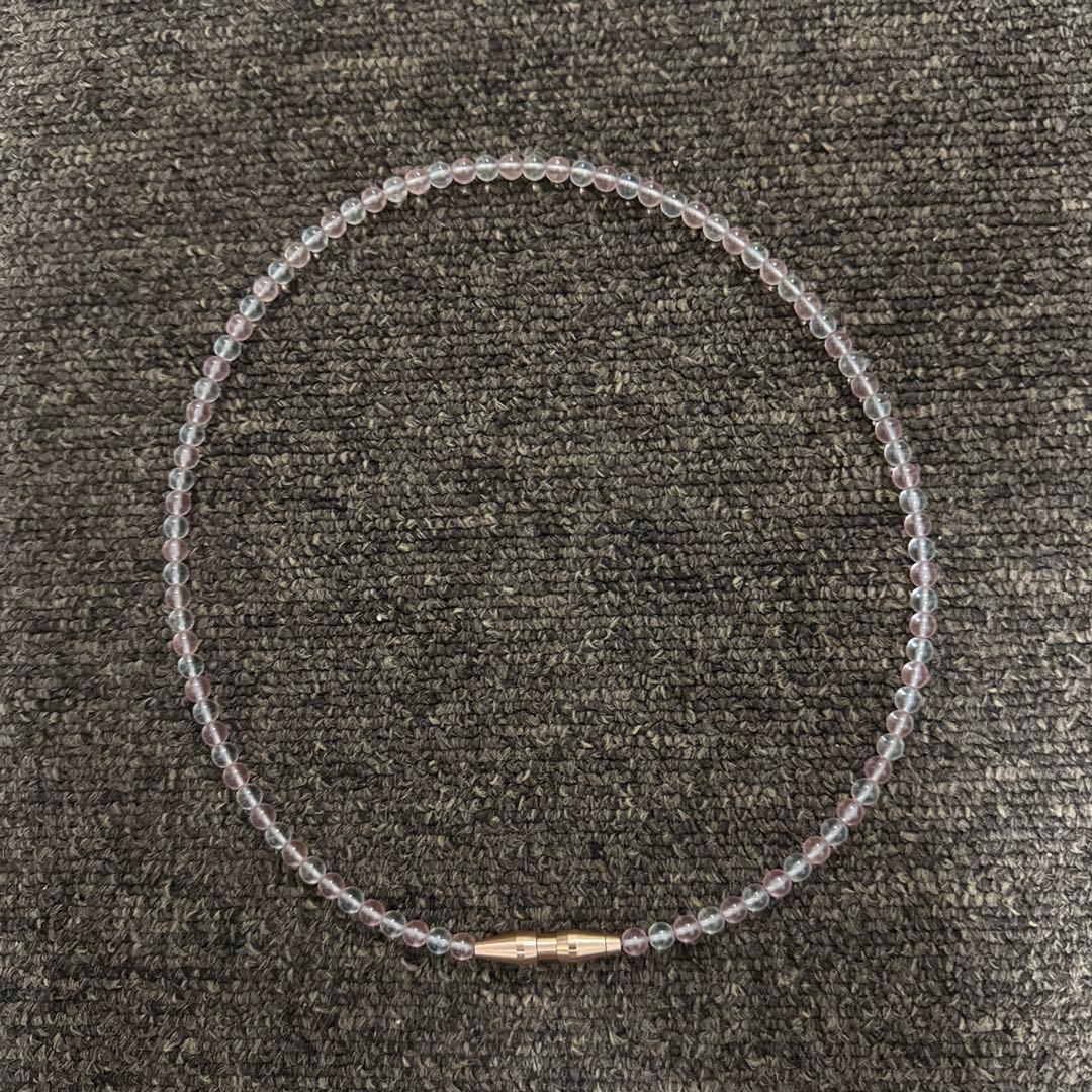 クリスタルビーズネックレス