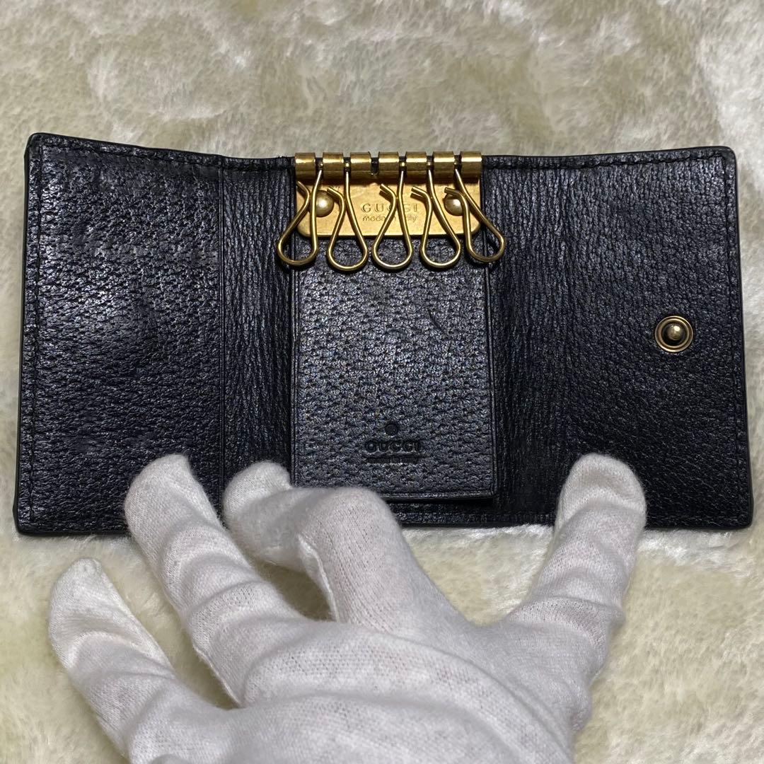 新品級✨グッチ　キーケース　アニマリエ　蜂　ビー　黒レザー　ゴールド金具