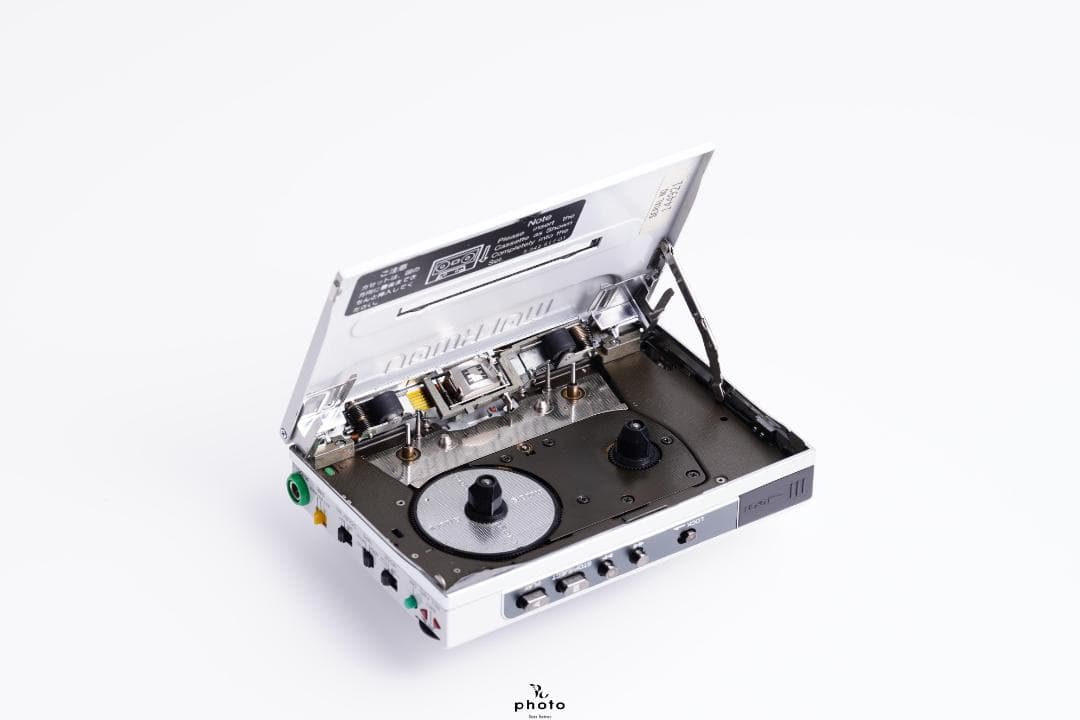 専用 SONY WALKMAN 名機 カセットウォークマン WM-501 W