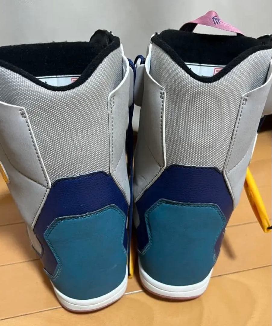 m*i様 ID LARA スノーボードブーツ 23cm 女性用