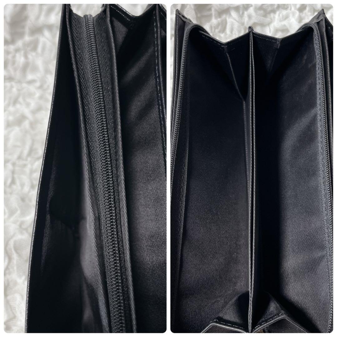 極美品✨Vivienne Westwood 長財布 二つ折り　定番　レザー