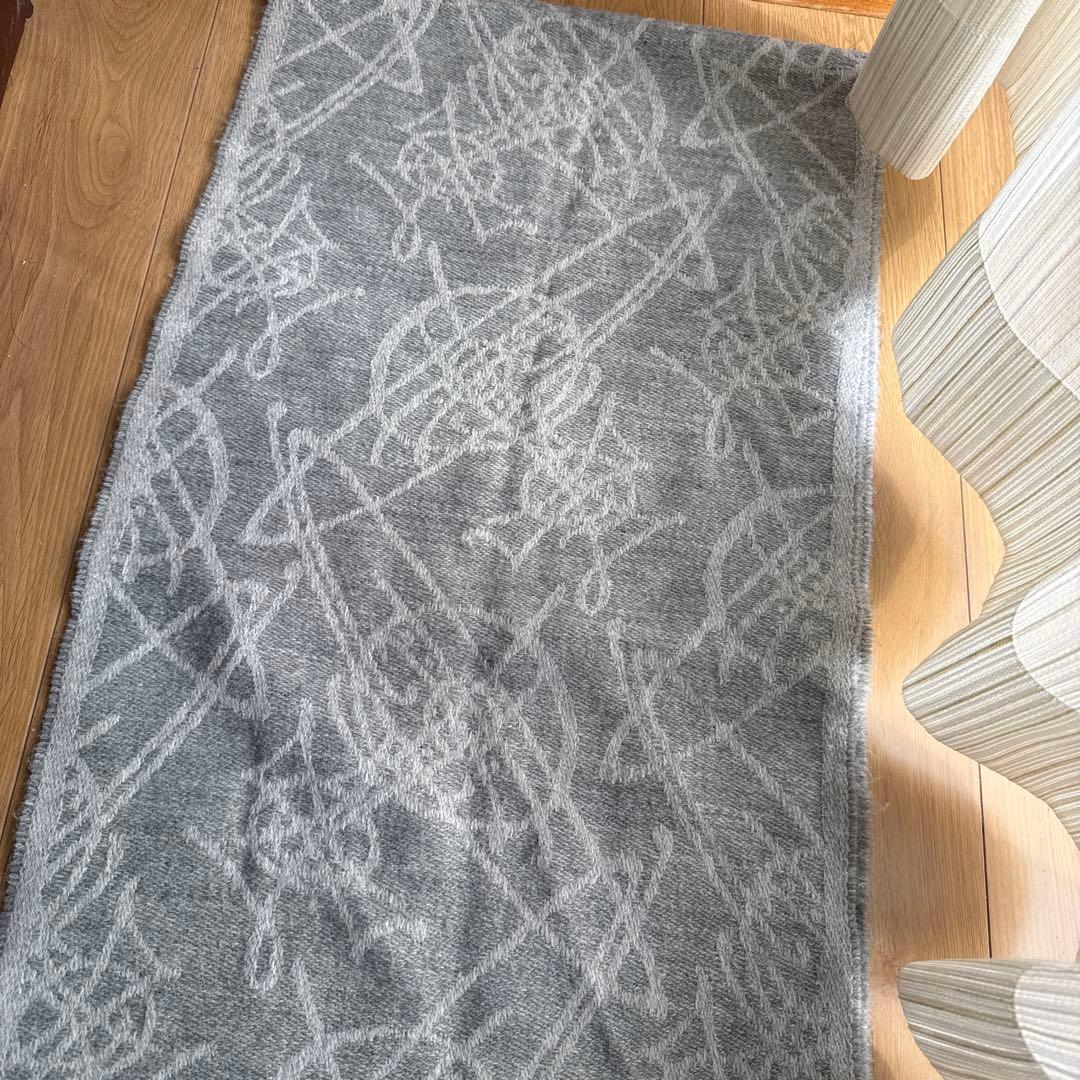 VivienneWestwood オーブ柄灰色マフラー リバーシブル