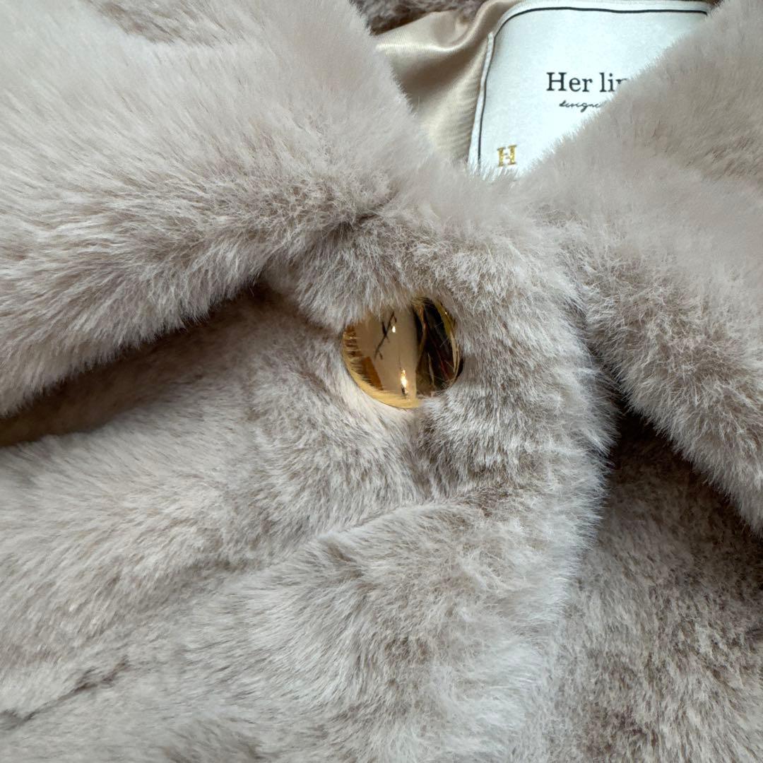 Herlipto Winter Love Faux Fur Coat Sサイズ
