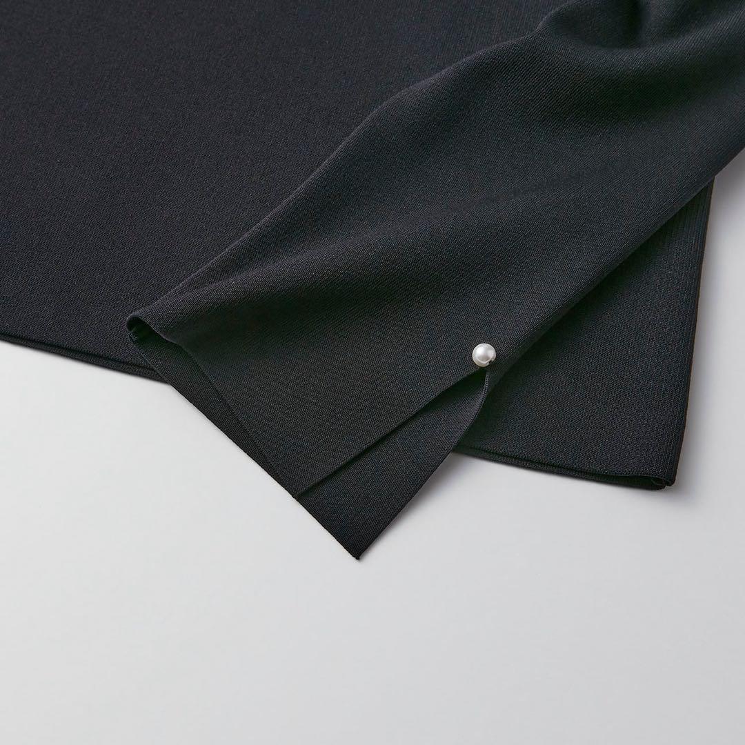 ち*み様 FOXEY 長袖トップス パールボタン付き