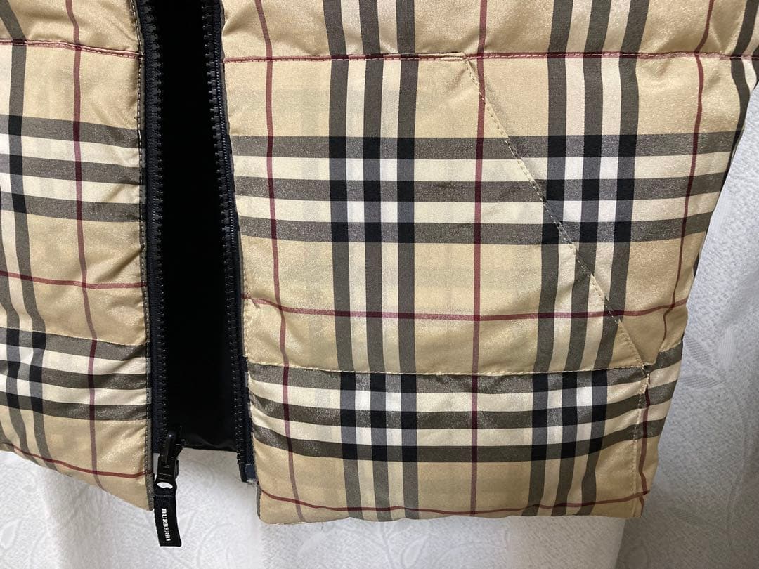 リバーシブル ダウンベスト 黒 チェック柄