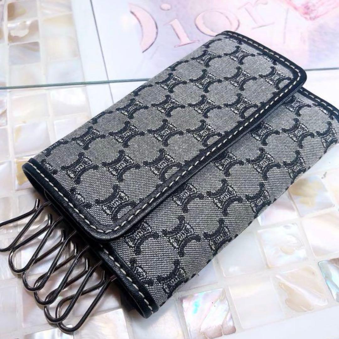 CELINE セリーヌ　キーケース 6連