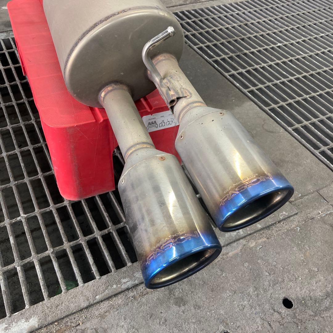 プリウスα ガナドールマフラー