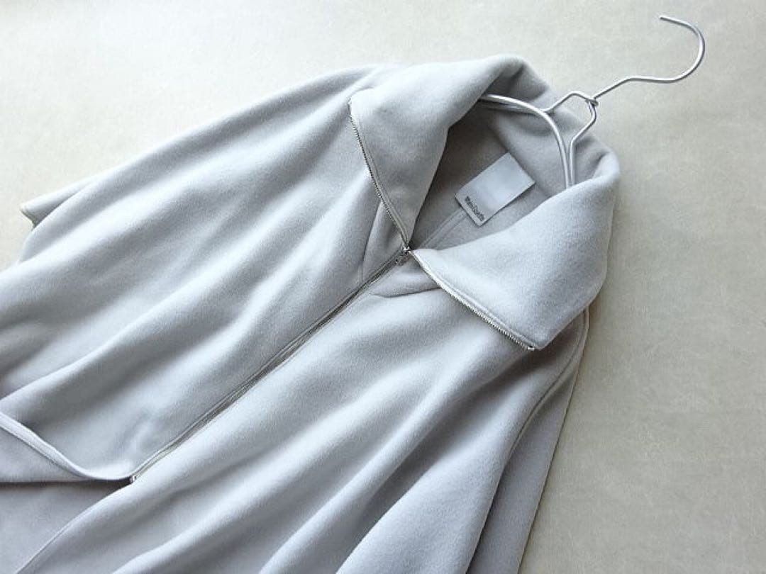 ウィムガゼット　パイピングポンチョ　リバーコート　ケープ