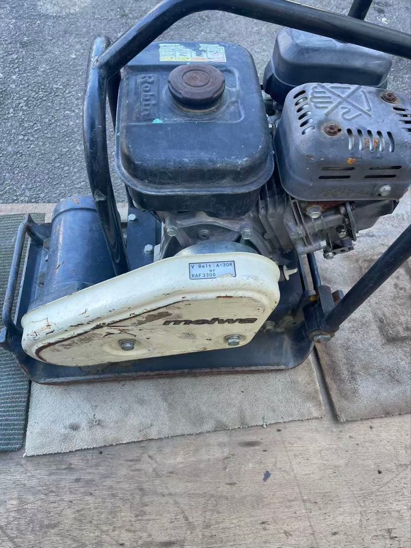 三笠産業 MVC-F60 プレートコンパクター 転圧機 ランマー (B679)