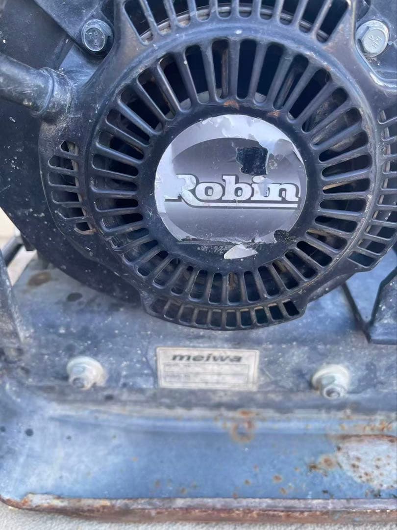 三笠産業 MVC-F60 プレートコンパクター 転圧機 ランマー (B679)