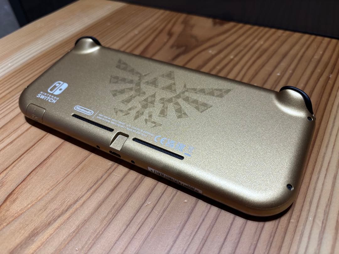 Nintendo Switch Lite ハイラルエディション　含む4点セット