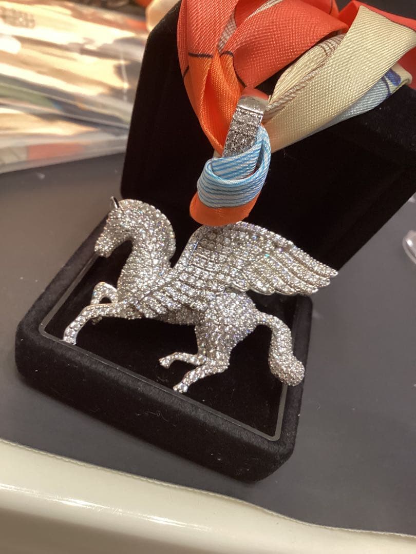 ペガサストップ　チャーム✖️スカーフ